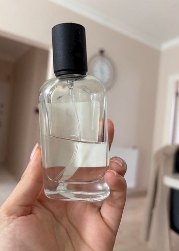 Kadın Parfümü Şişesi 50 ml - Görsel 2