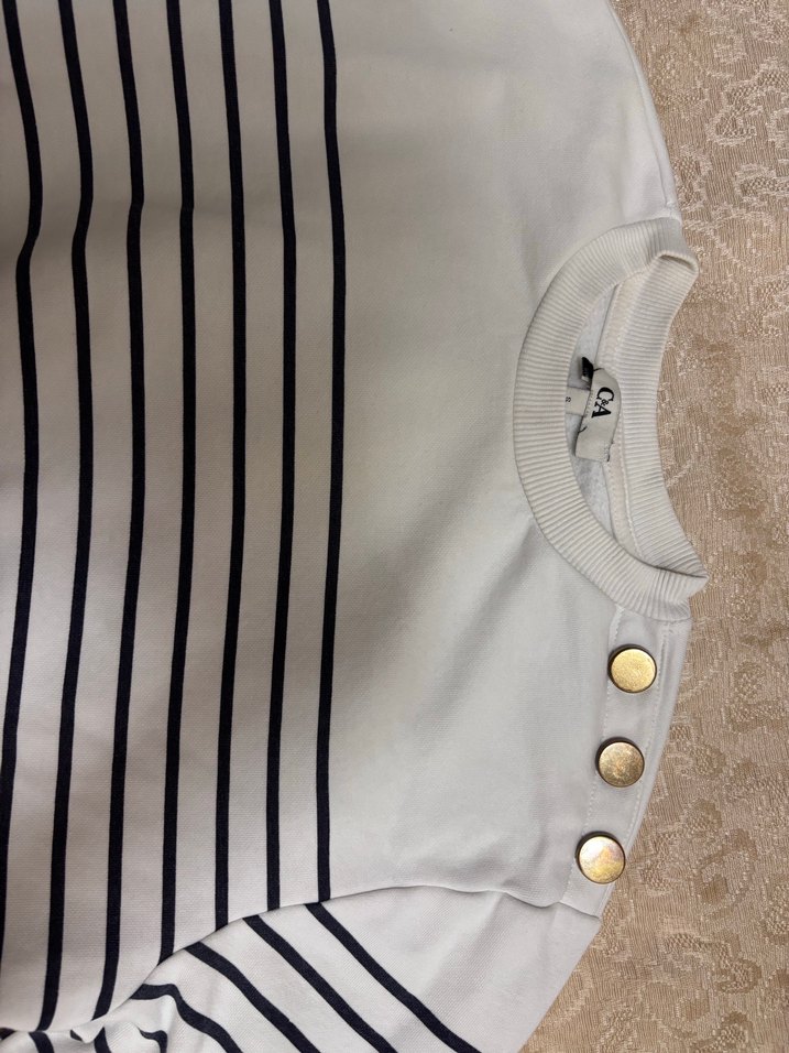 Düğmeli Beyaz Çizgili Kadın Sweatshirt - Görsel 2