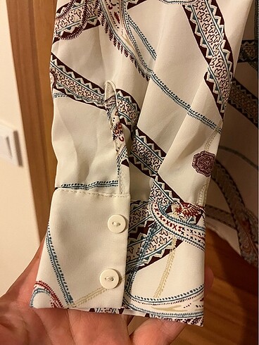 40 Beden ten rengi Renk H&M kadın gömlek