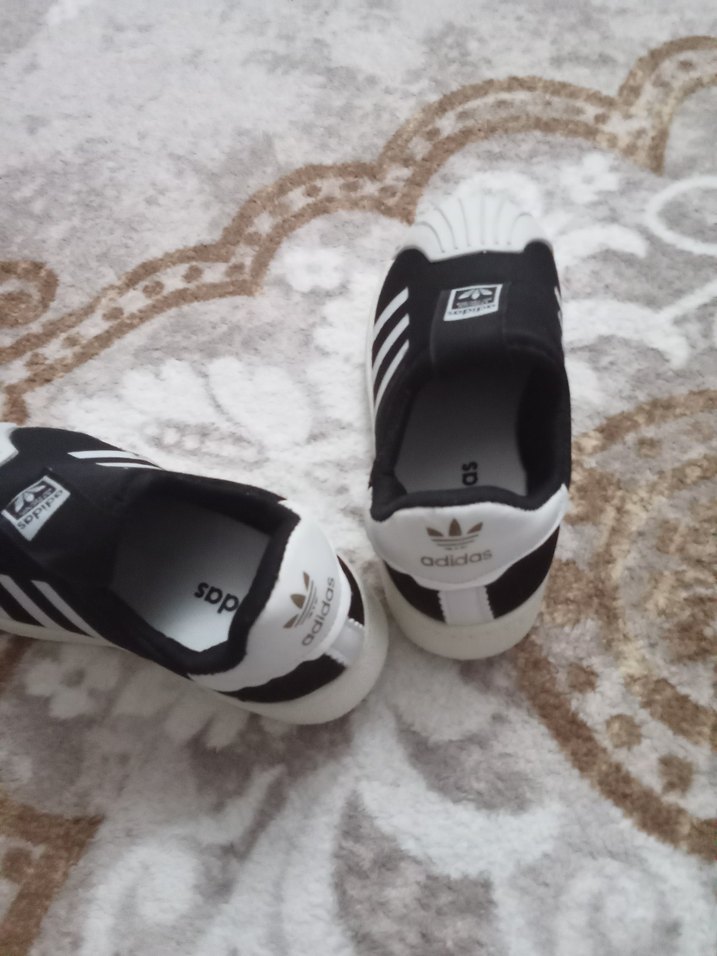 Adidas marka erkek kız ,Çocuk Siyah Zebra Desenli Spor Ayakkabı - Görsel 2
