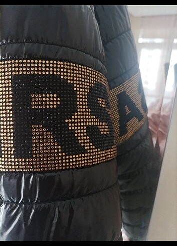 l Beden Versace mont