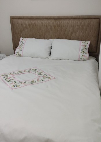 Nakışlı Beyaz Yatak Örtüsü takımı - Görsel 5
