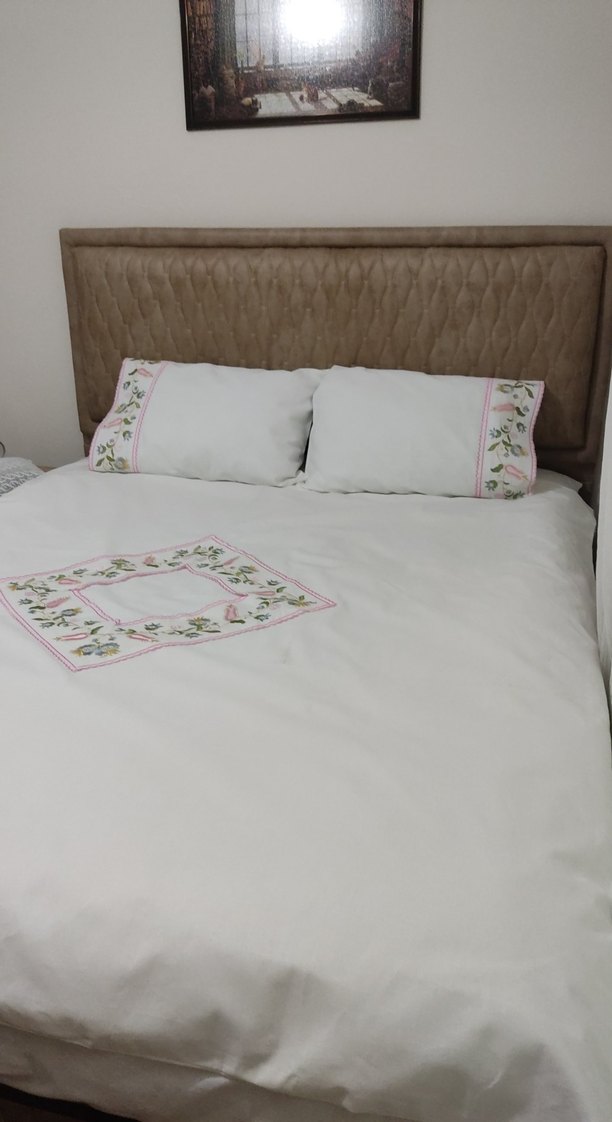 Nakışlı Beyaz Yatak Örtüsü takımı - Görsel 5