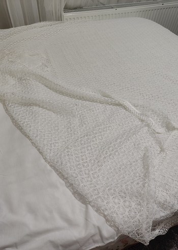 Beyaz dantel Yatak Örtüsü - Görsel 4