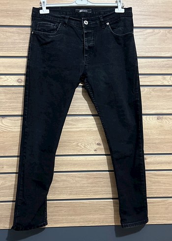 Diğer Siyah Dar Kesim Denim Jean