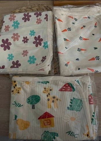 Çiçek Desenli Çocuk Çarşafı ve Yatak Örtüsü - Görsel 4