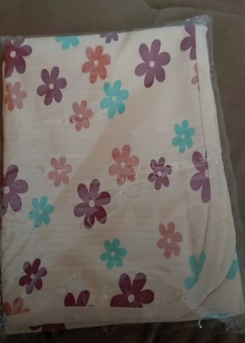 Çiçek Desenli Çocuk Çarşafı ve Yatak Örtüsü - Görsel 3