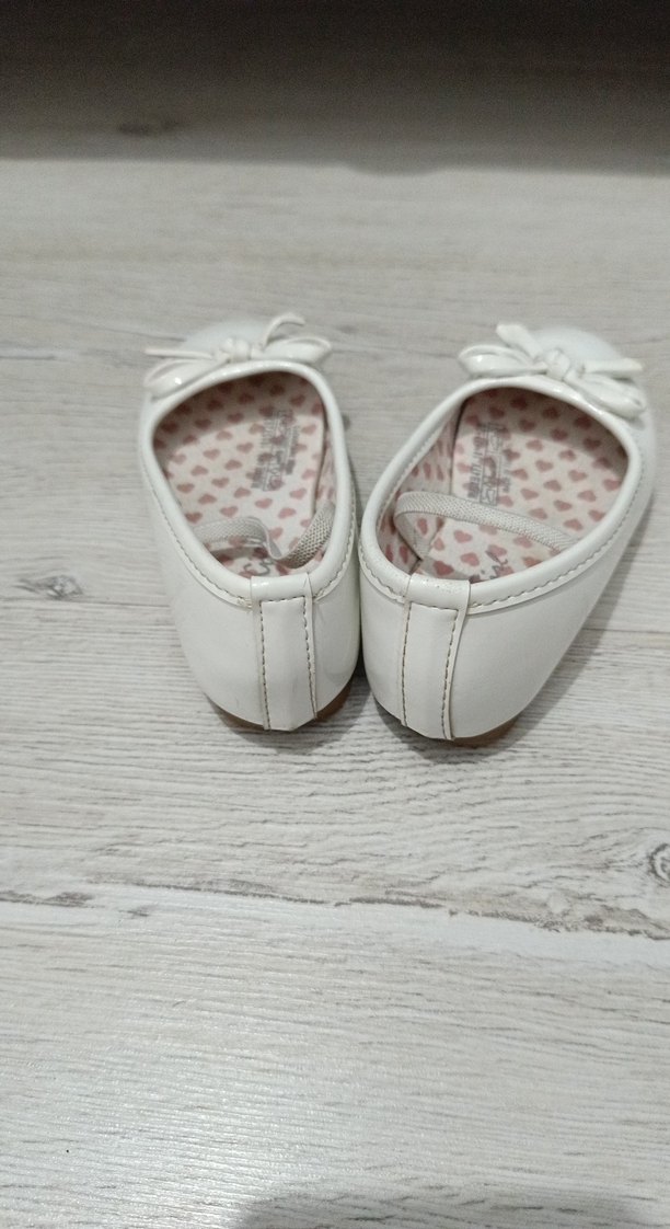 Kız Çocuk Beyaz Fiyonklu Babet Ayakkabı - Görsel 3