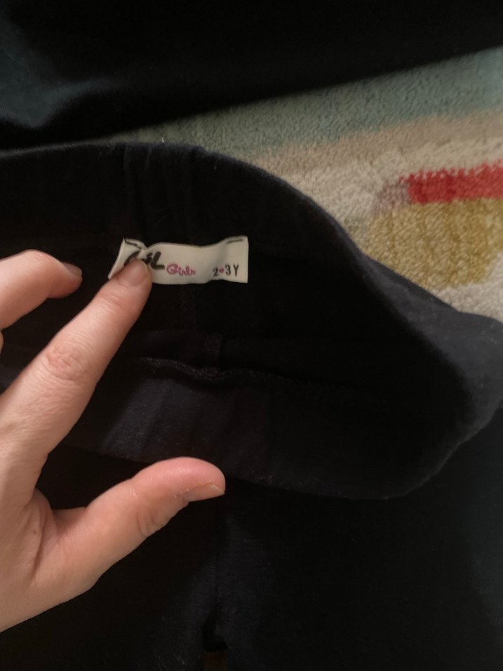 Kız Çocuk Siyah Sweatshirt ve Tayt Takımı - Görsel 3