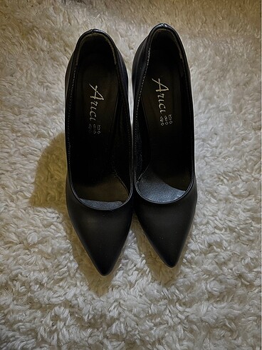 39 Beden Siyah stiletto
