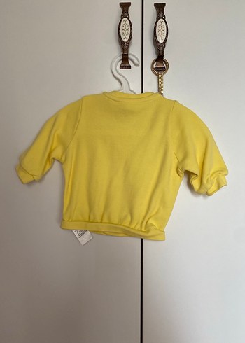 Sarı Düğmeli Kız Çocuk Hırka - Görsel 3