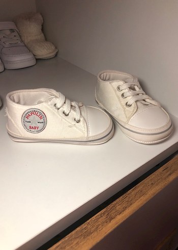 LC Waikiki Beyaz Bebek İlk Adım Ayakkabısı