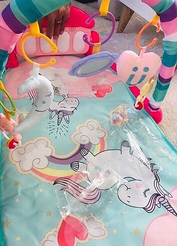 Fisher Price Oyun halısı piyanolu 