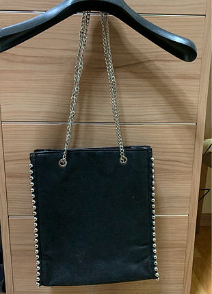 Zara Parlak Çanta