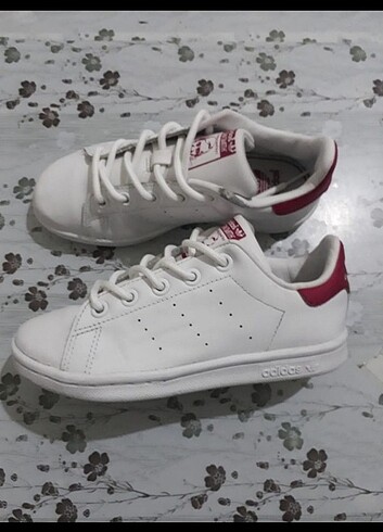 Stan smith