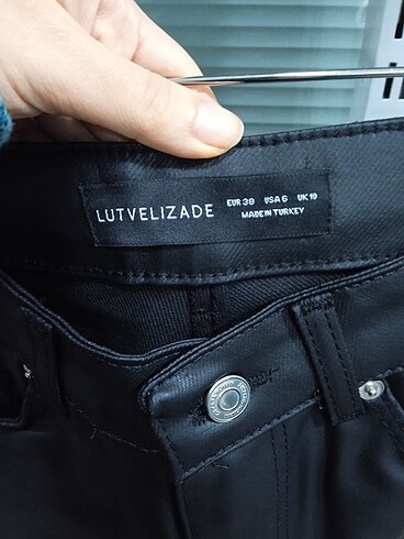 LUTVELİZADE Mumlu deri pantolon