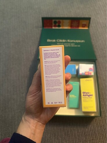 Shevec altılı kozmetik seti - Görsel 12