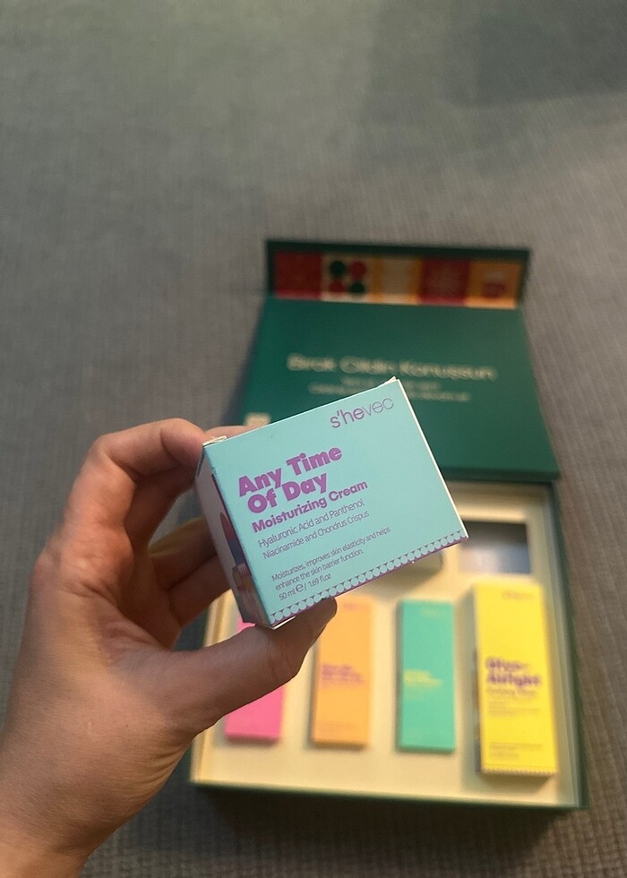 Shevec altılı kozmetik seti - Görsel 4