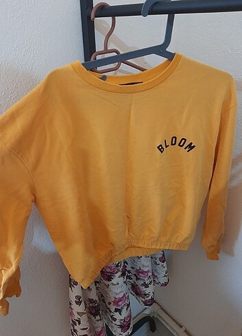 Bloom sweatshirt