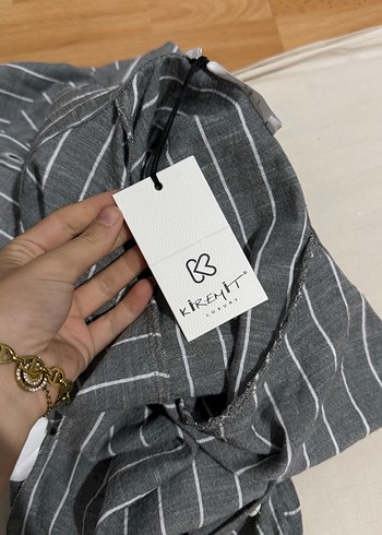 LC Waikiki Gri Çizgili Keten Kadın Gömlek