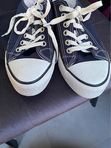 Zara Lacivert converse sneaker