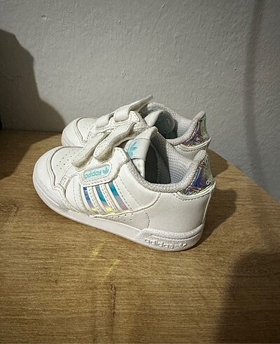 Unısex Adidas spor ayakkabı