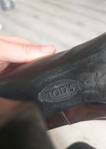 TOD'S Kahverengi Deri Tokalı Klasik Topuklu Ayakkabı - Görsel 4