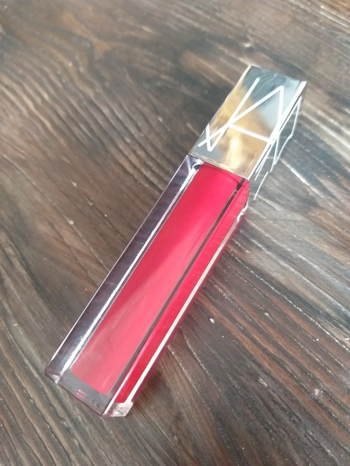 Koyu Kırmızı Sıvı Ruj Nars Red Dıstrıct - Görsel 3