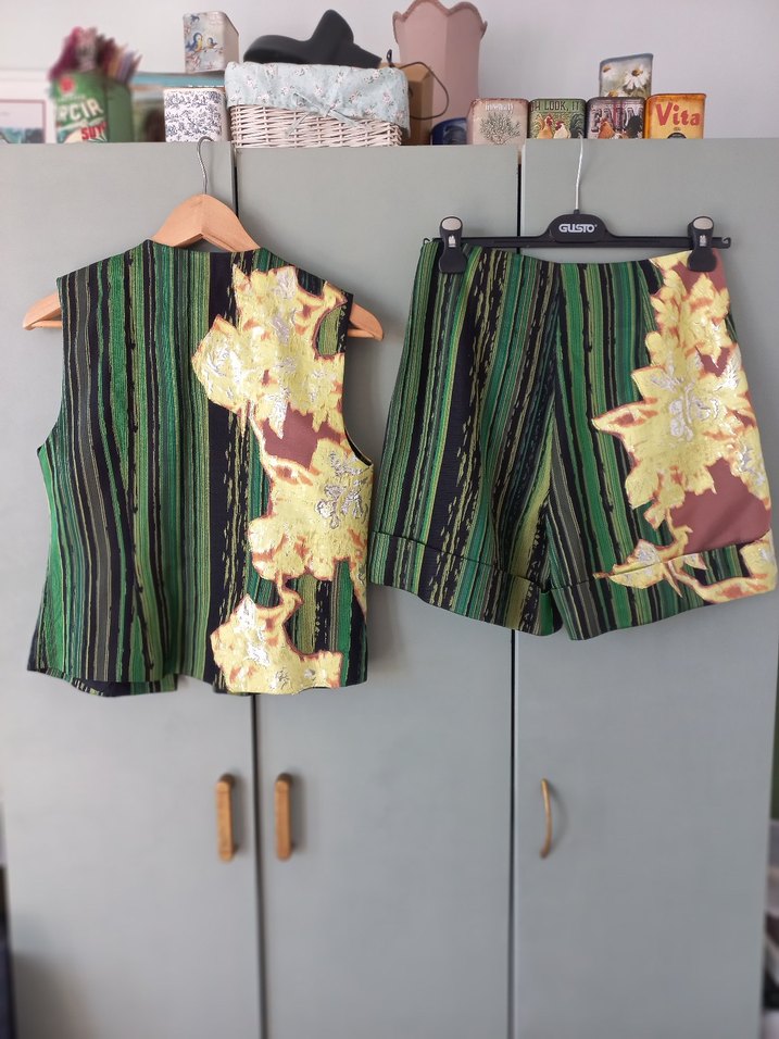 Bohem Kolsuz Düğmeli Mini Yelek takım - Görsel 5