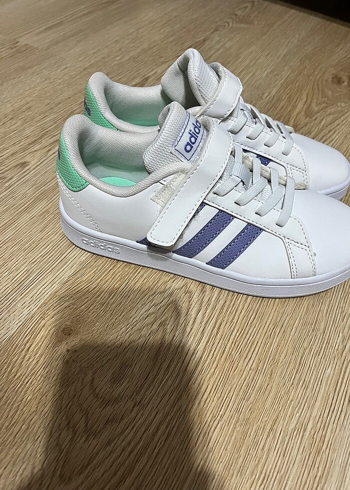 Adidas ayakkabı - Görsel 2