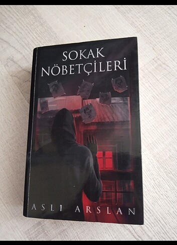 Aslı Arslan-Sokak Nöbetçileri 1 Ciltsiz