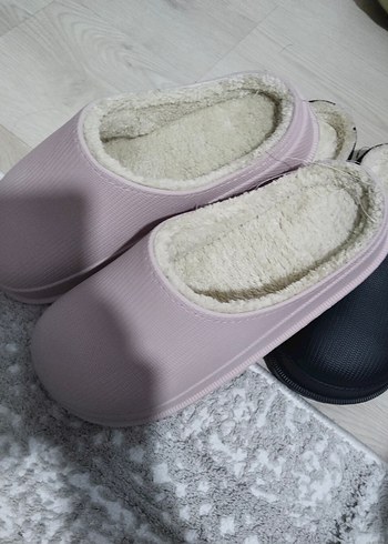 Peluş Detaylı Pembe Kadın Terlik  adet fiyatı  39 40 numara - Görsel 2