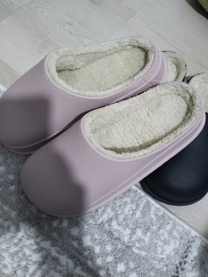 Peluş Detaylı Pembe Kadın Terlik  adet fiyatı  39 40 numara - Görsel 2