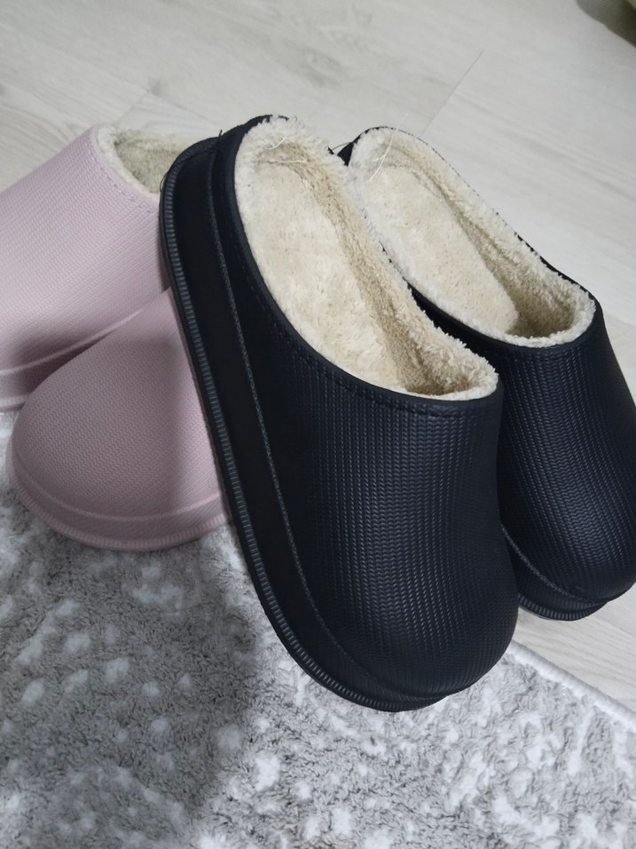 Peluş Detaylı Pembe Kadın Terlik  adet fiyatı  39 40 numara - Görsel 5