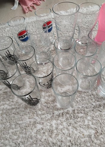 Çeşitli Desenli Bardak Seti 20 taneye yakın - Görsel 2