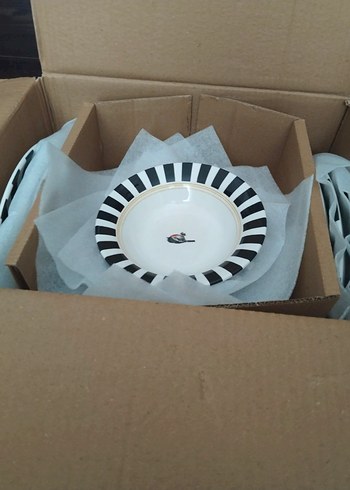 Siyah Beyaz Çizgili Tabak Seti 24 parça sıfır - Görsel 3