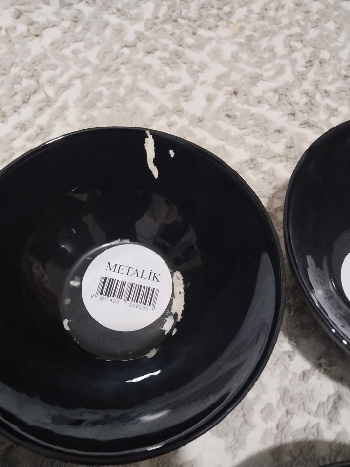 Siyah 12 'li i Kase Seti 3 tanesinde biraz soyun ma var - Görsel 3