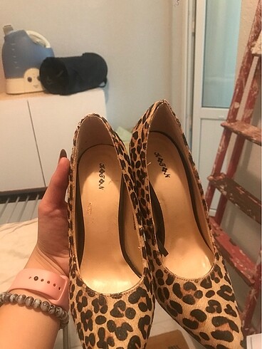 Koton Stiletto