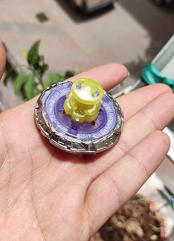  Beden Renk Beyblade phantom Orion 