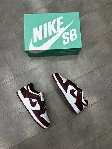 40 Beden bordo Renk NIKE SB DUNK