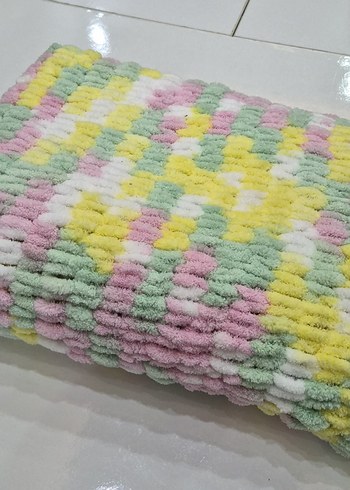 Renkli Örgü Çocuk Battaniyesi - Görsel 3