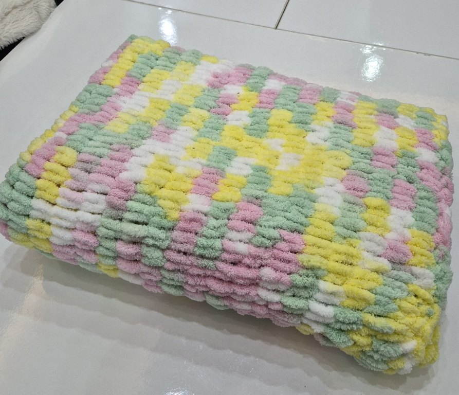 Renkli Örgü Çocuk Battaniyesi - Görsel 3