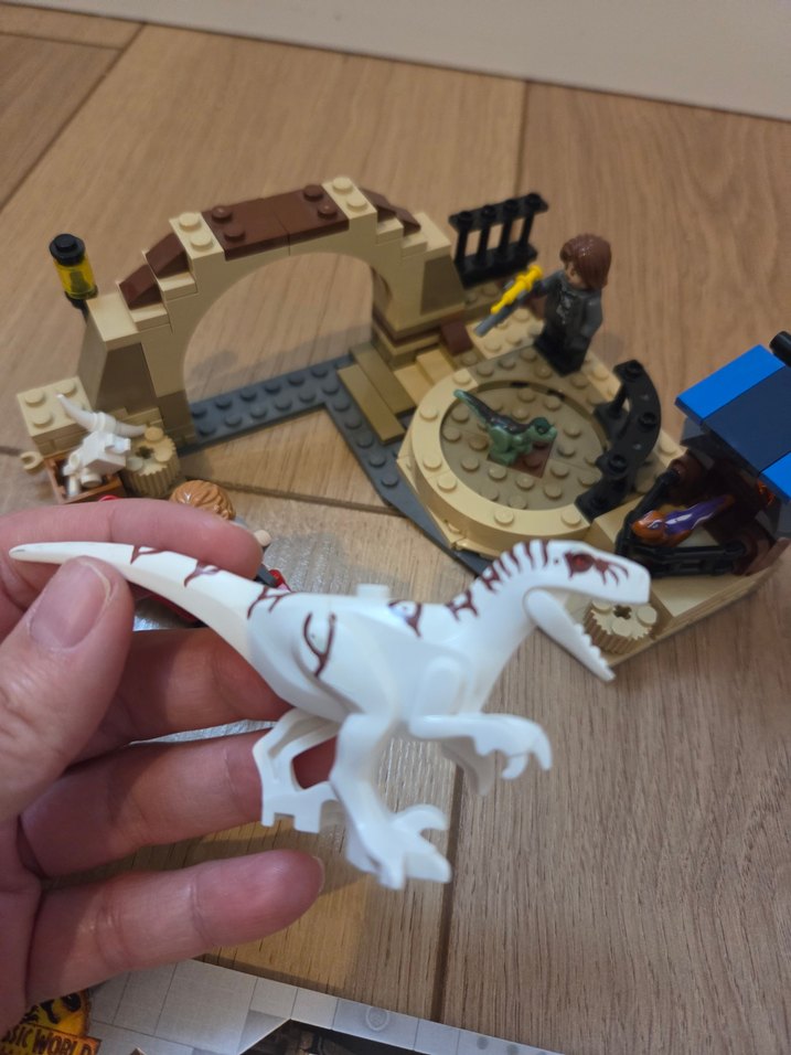 LEGO Jurassic World Atrociraptor - Görsel 4
