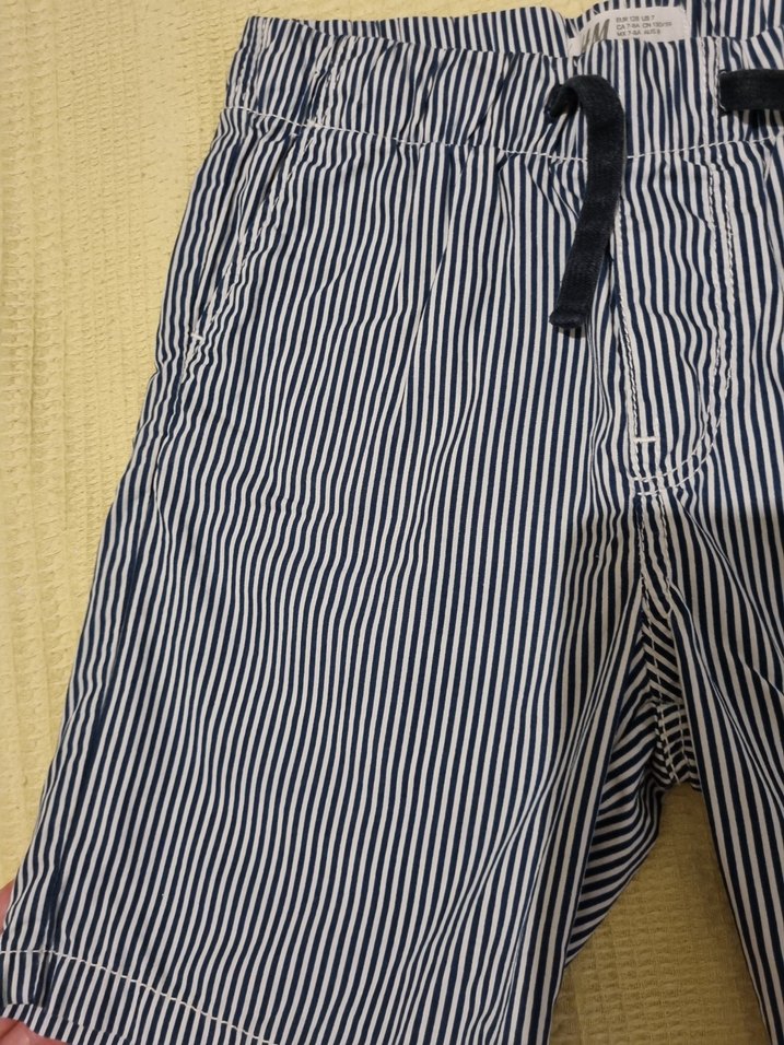 Hm şort 7- 8 yaş - Görsel 3