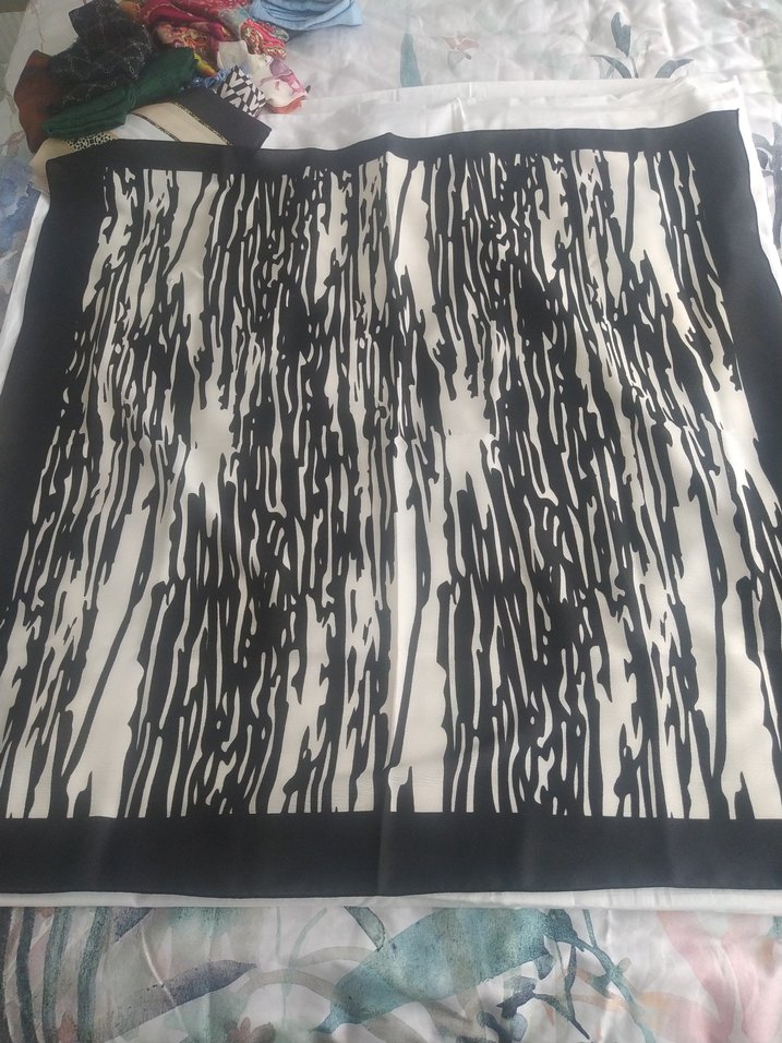 Kadın Siyah Gri Minimalist eşarp - Görsel 2