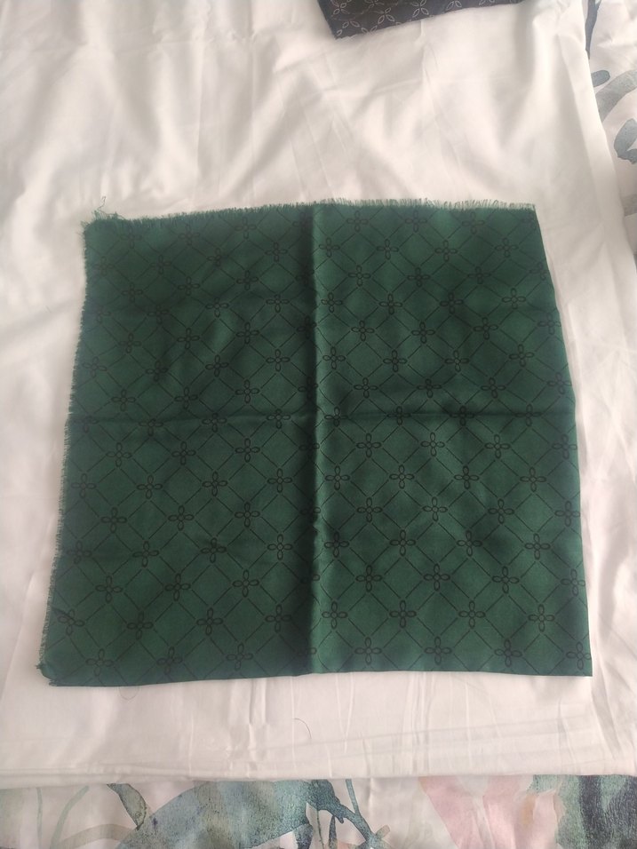 Yeşil Parlak Kadın yazma - Görsel 2