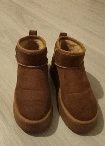 Ugg kahverengi 