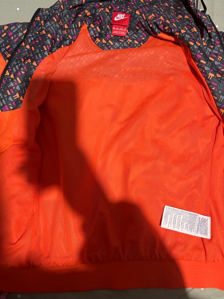 Renkli Kapüşonlu Kadın Yağmurluk - Görsel 2