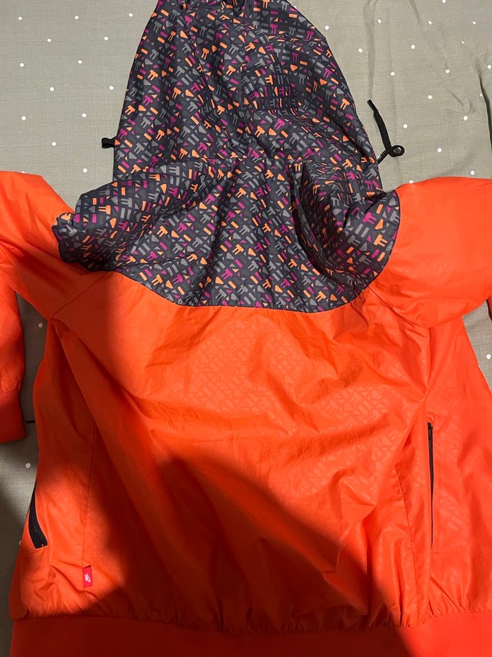 Renkli Kapüşonlu Kadın Yağmurluk - Görsel 4