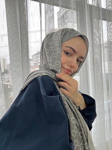 Gucci yün ipek gri